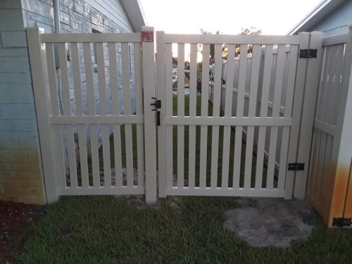 Fence Contractor Palm Bay Florida 90